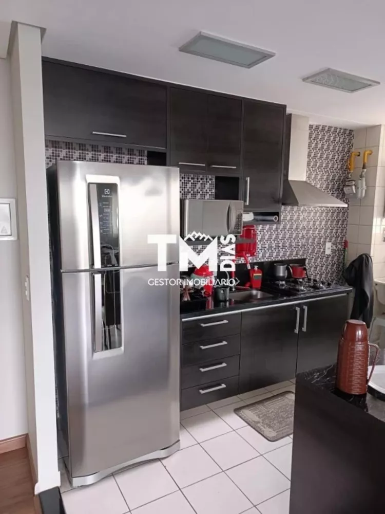 Apartamento à venda com 3 quartos, 63m² - Foto 1