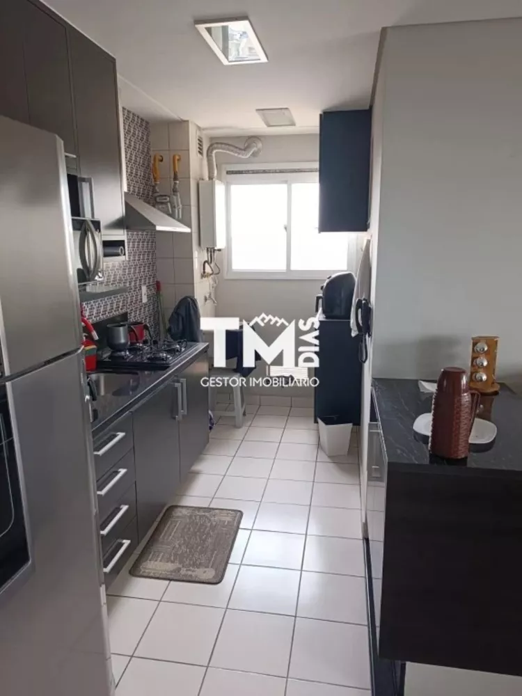 Apartamento à venda com 3 quartos, 63m² - Foto 3