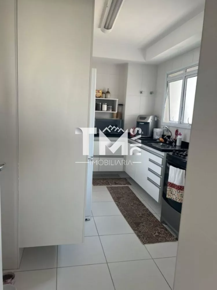 Apartamento à venda com 3 quartos, 109m² - Foto 1