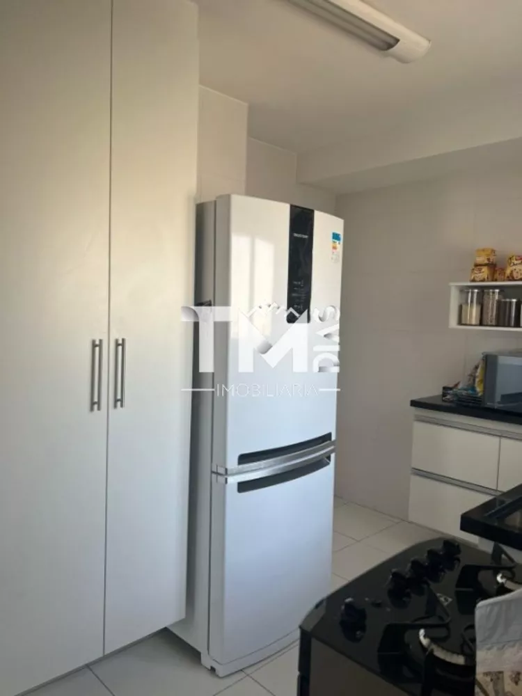 Apartamento à venda com 3 quartos, 109m² - Foto 2