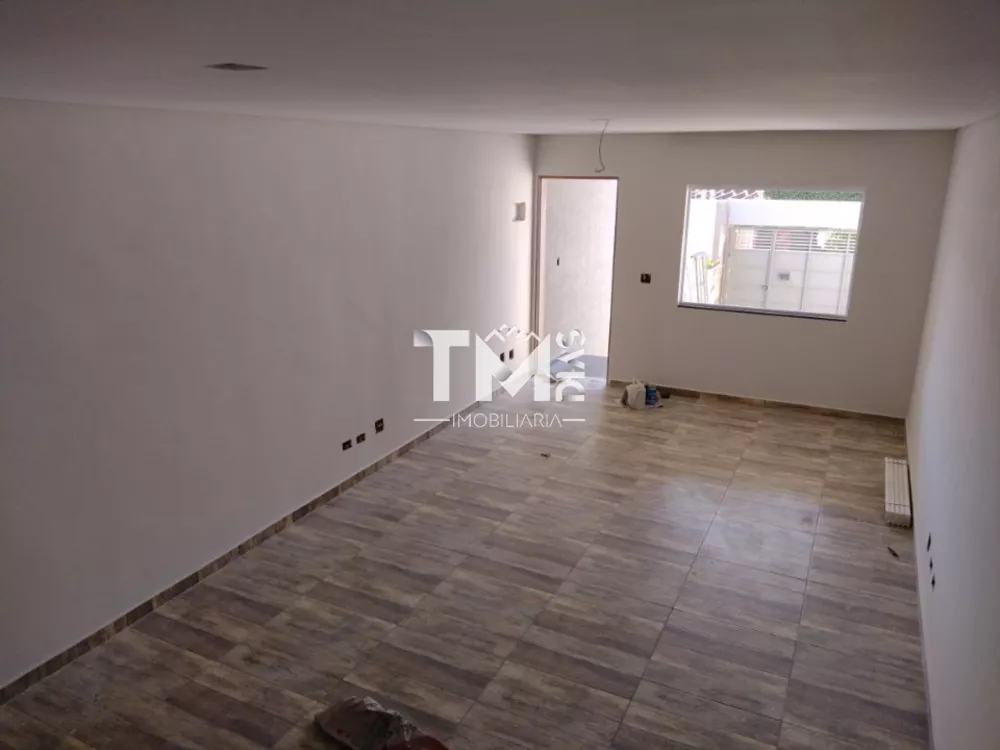 Sobrado à venda com 3 quartos, 130m² - Foto 1