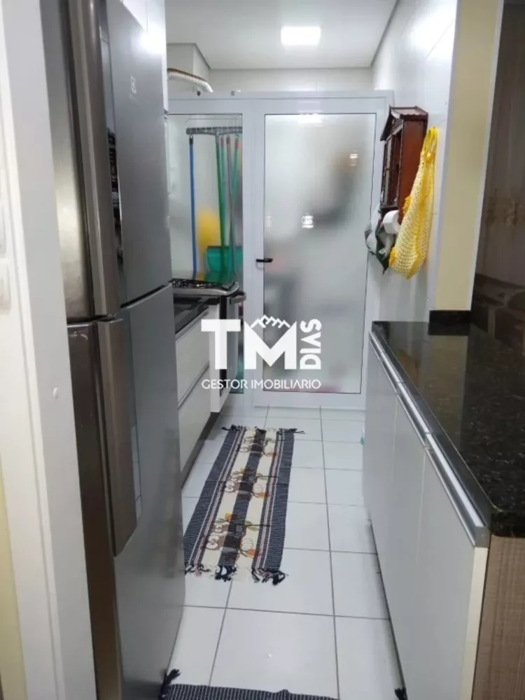 Apartamento à venda com 2 quartos, 51m² - Foto 2