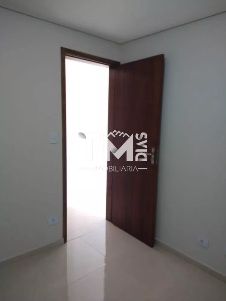 Apartamento à venda com 2 quartos, 40m² - Foto 17