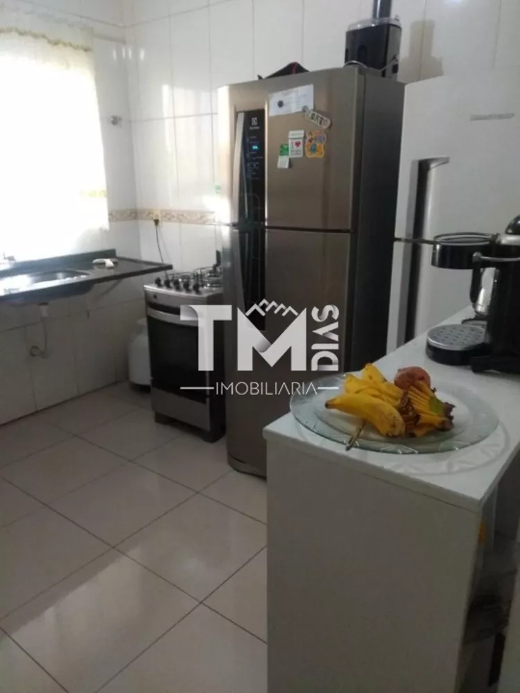 Sobrado à venda com 2 quartos, 110m² - Foto 4