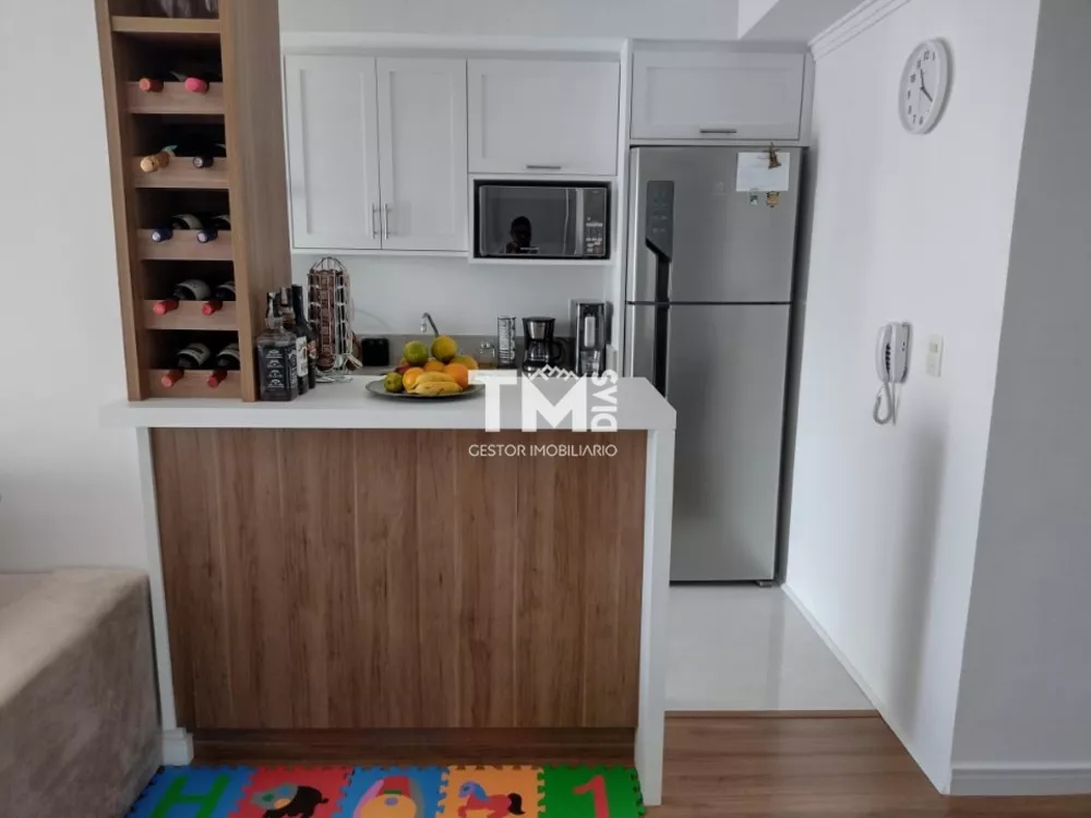 Apartamento à venda com 1 quarto, 50m² - Foto 9