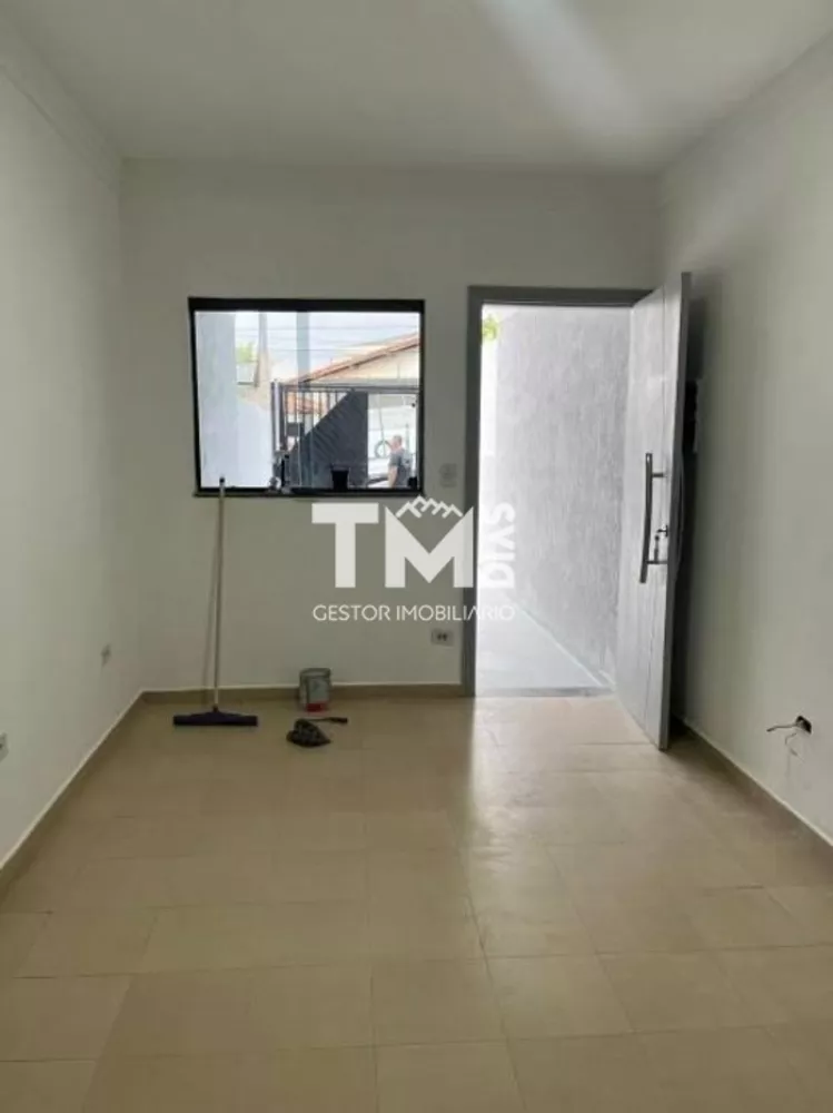 Sobrado à venda com 3 quartos, 100m² - Foto 2