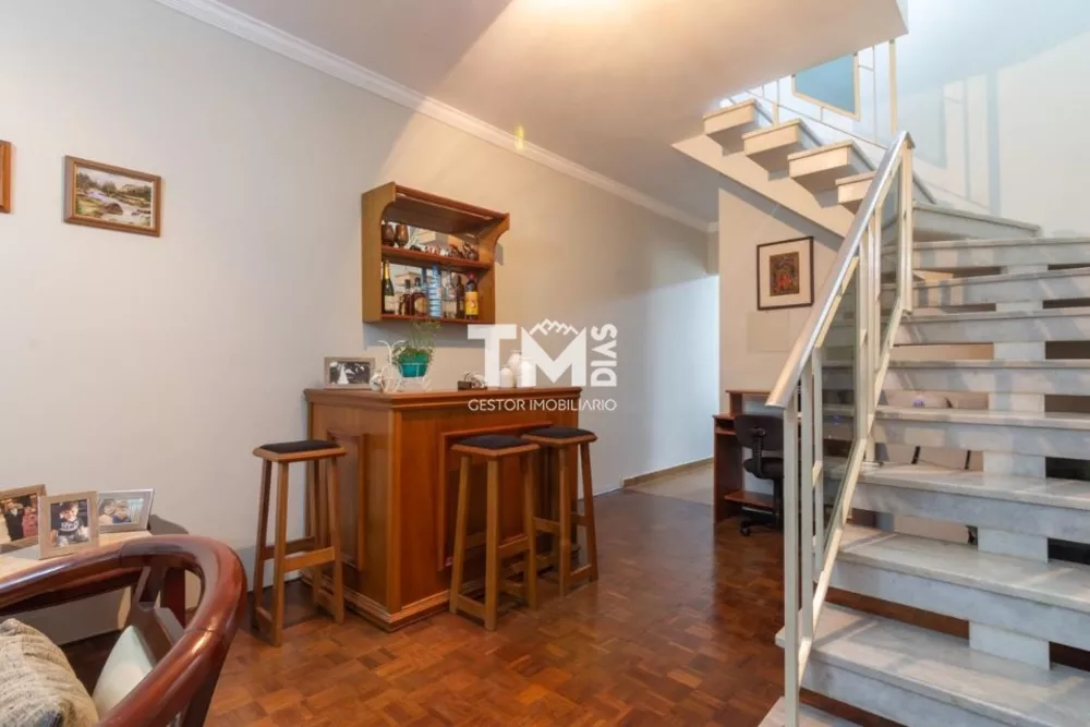 Sobrado à venda com 3 quartos, 190m² - Foto 4