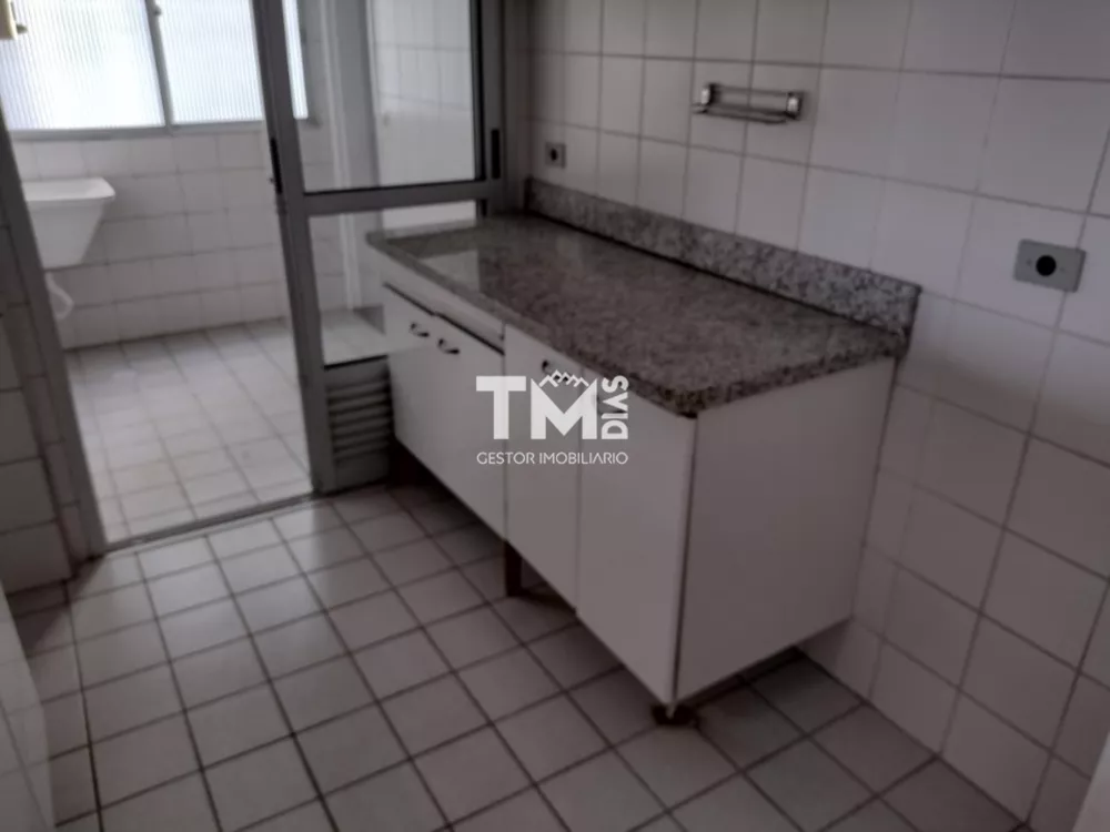 Apartamento para alugar com 3 quartos, 72m² - Foto 8