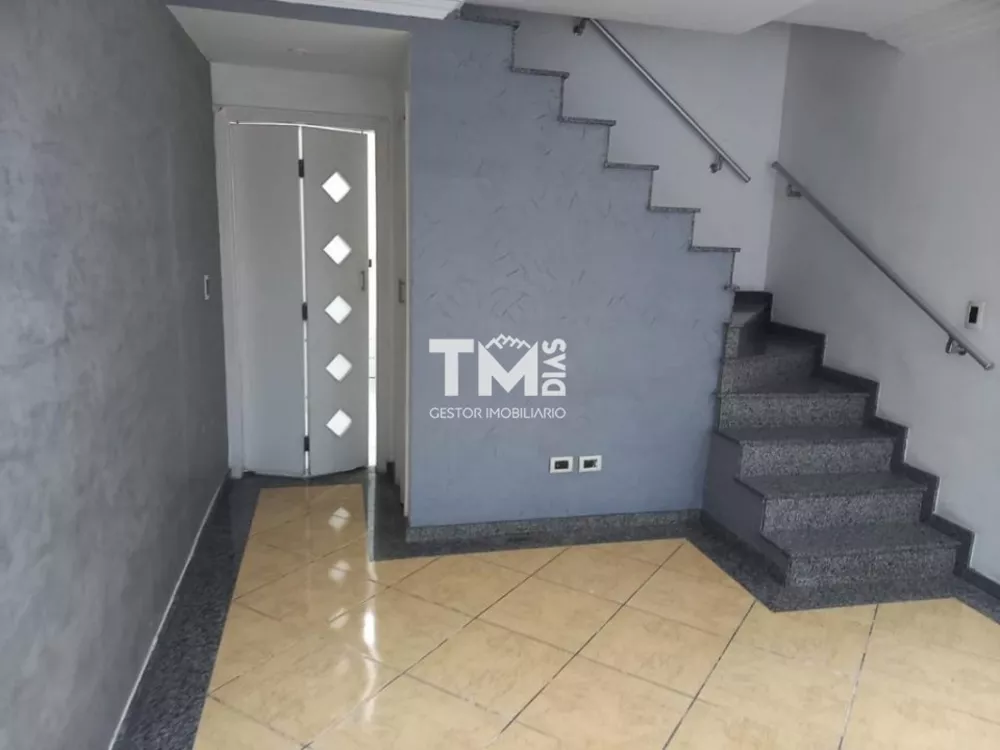 Casa à venda com 2 quartos, 77m² - Foto 2