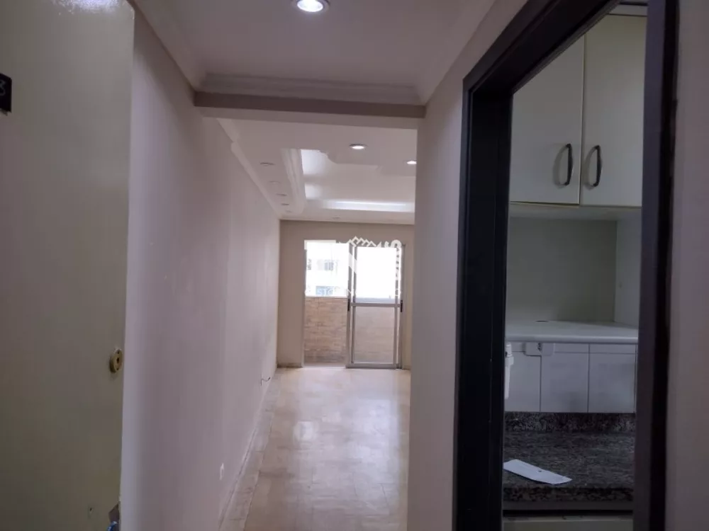 Apartamento à venda com 3 quartos, 71m² - Foto 1