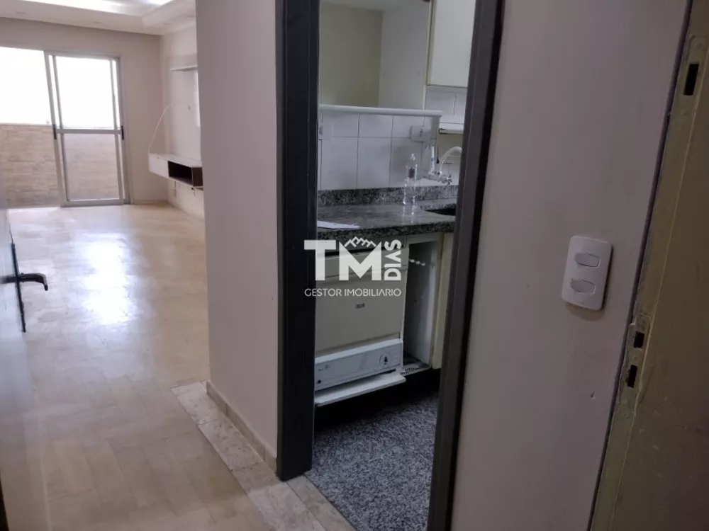 Apartamento à venda com 3 quartos, 71m² - Foto 4