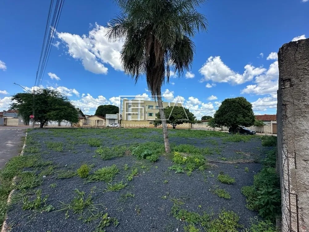 Terreno, 680 m² - Foto 2