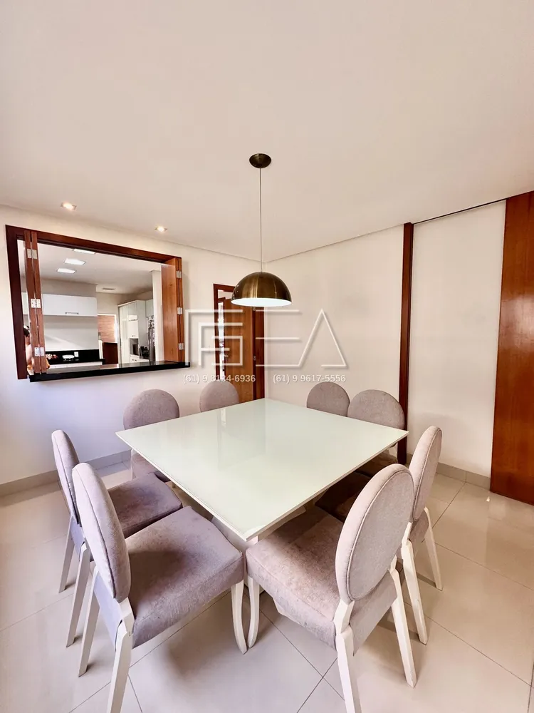 Casa, 4 quartos, 319 m² - Foto 1