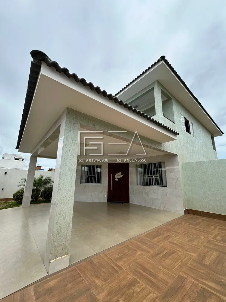 Casa, 4 quartos, 331 m² - Foto 1