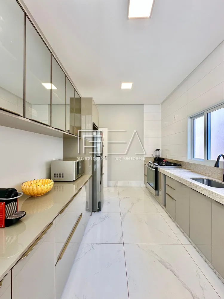 Casa, 3 quartos, 240 m² - Foto 1