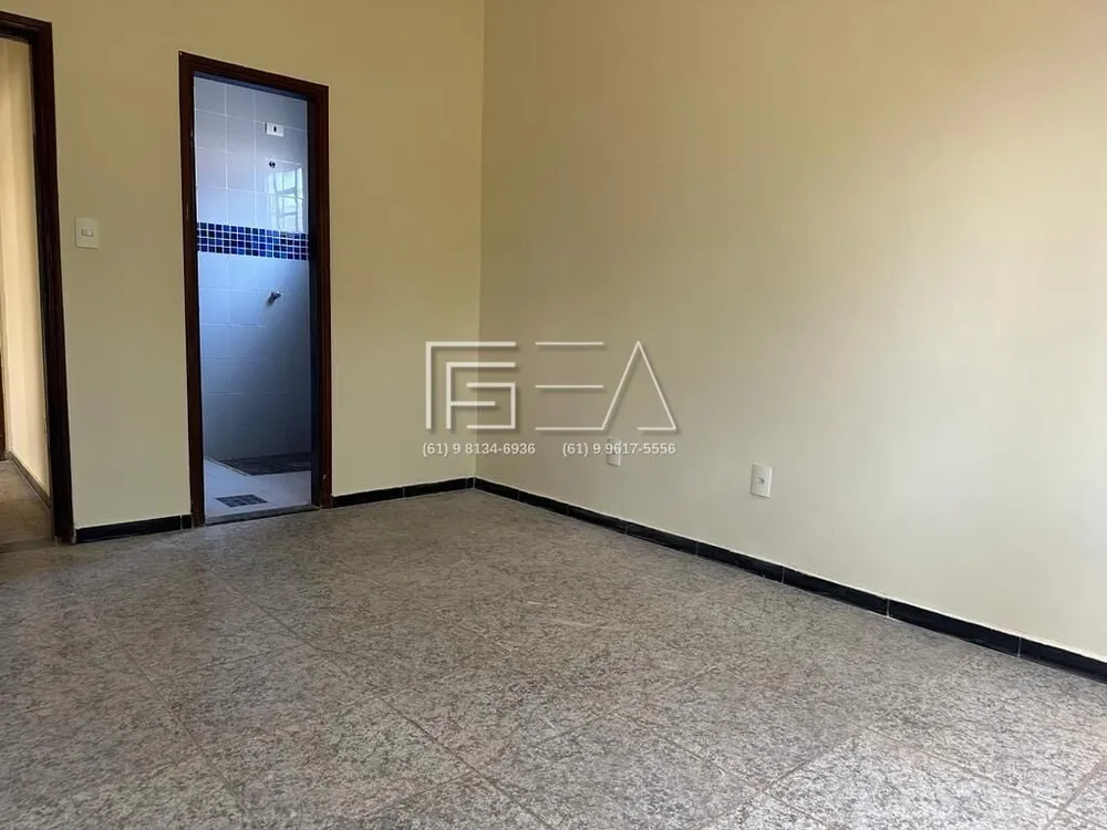 Casa, 4 quartos, 303 m² - Foto 2