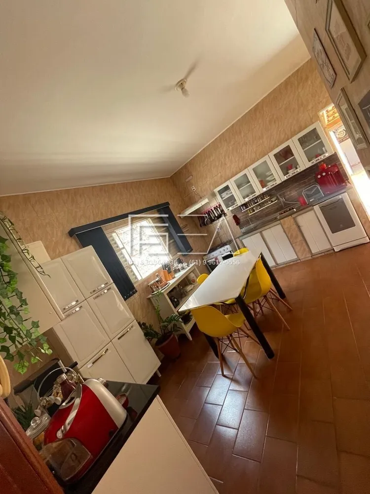 Casa, 3 quartos, 300 m² - Foto 1