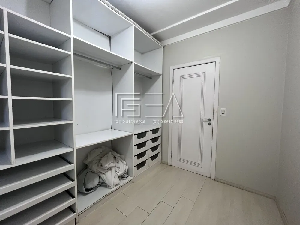 Apartamento, 3 quartos, 220 m² - Foto 2