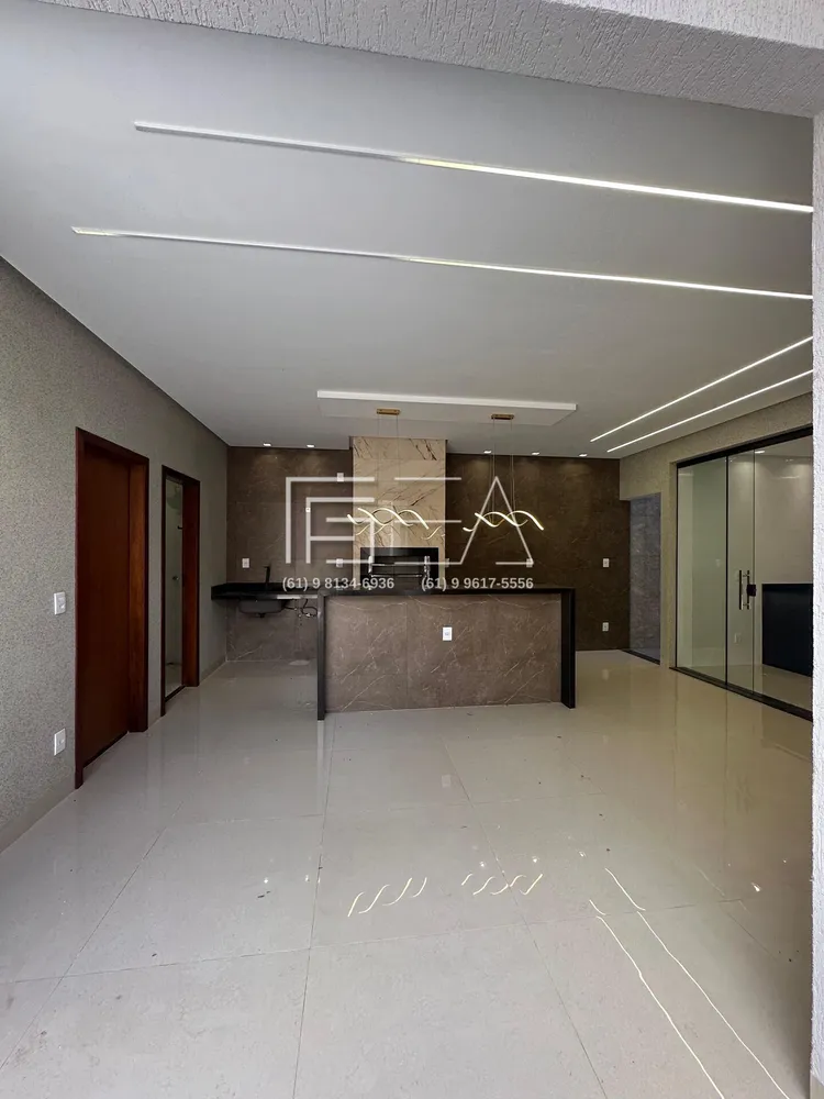 Casa, 3 quartos, 205 m² - Foto 2