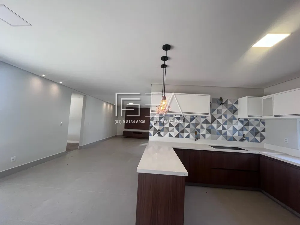 Casa, 3 quartos, 240 m² - Foto 2