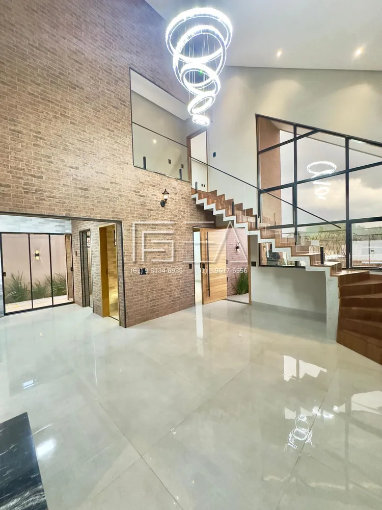 Casa, 3 quartos, 230 m² - Foto 1