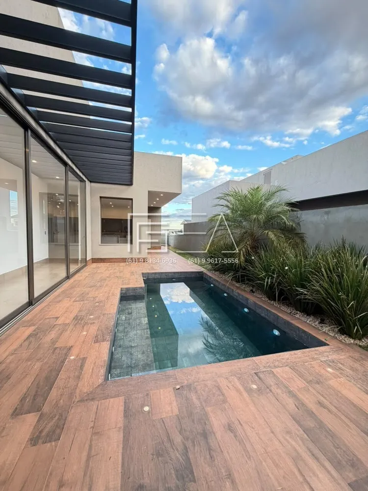 Casa, 3 quartos, 266 m² - Foto 1