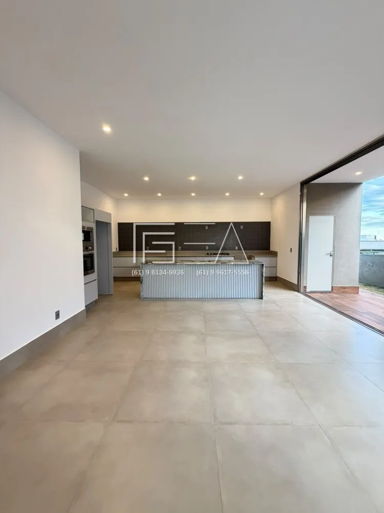 Casa, 3 quartos, 266 m² - Foto 2