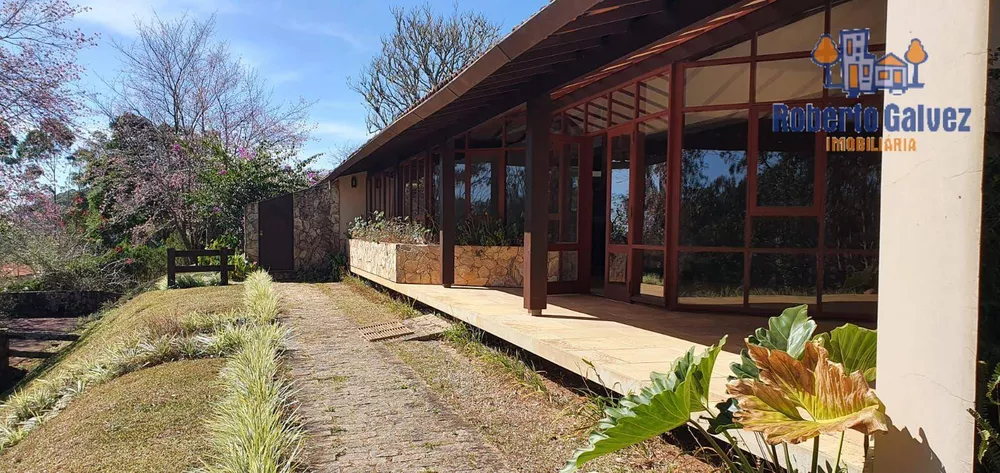 Casa, 4 quartos, 376 m² - Foto 1