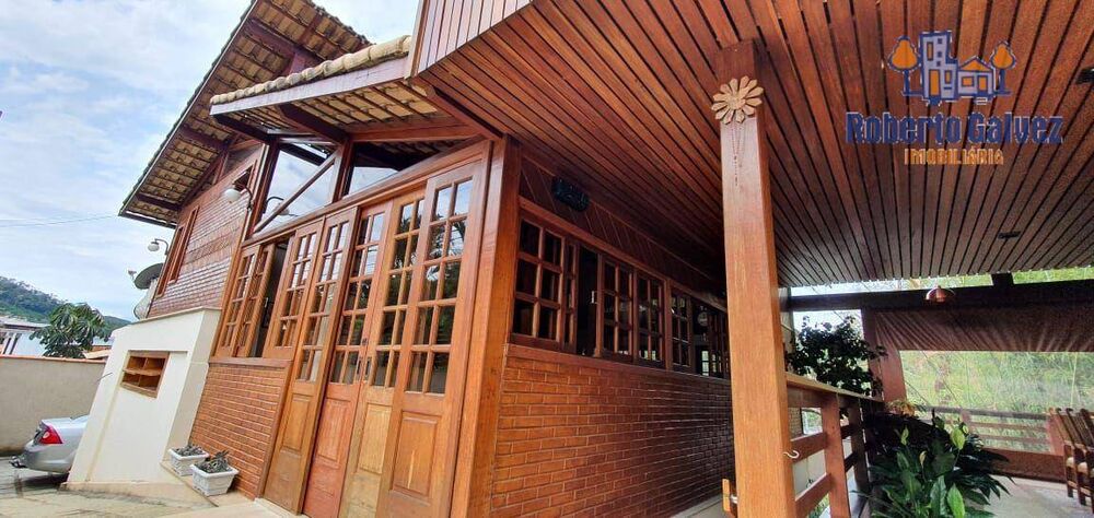 Casa à venda com 3 quartos, 293m² - Foto 4