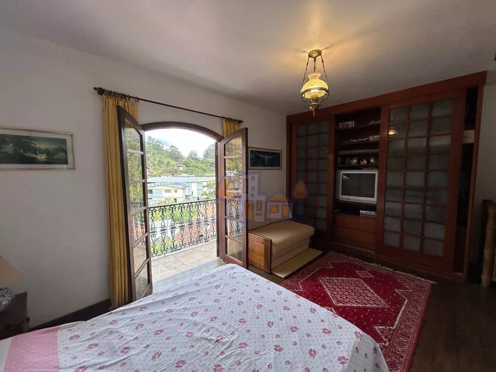 Casa, 3 quartos, 232 m² - Foto 35