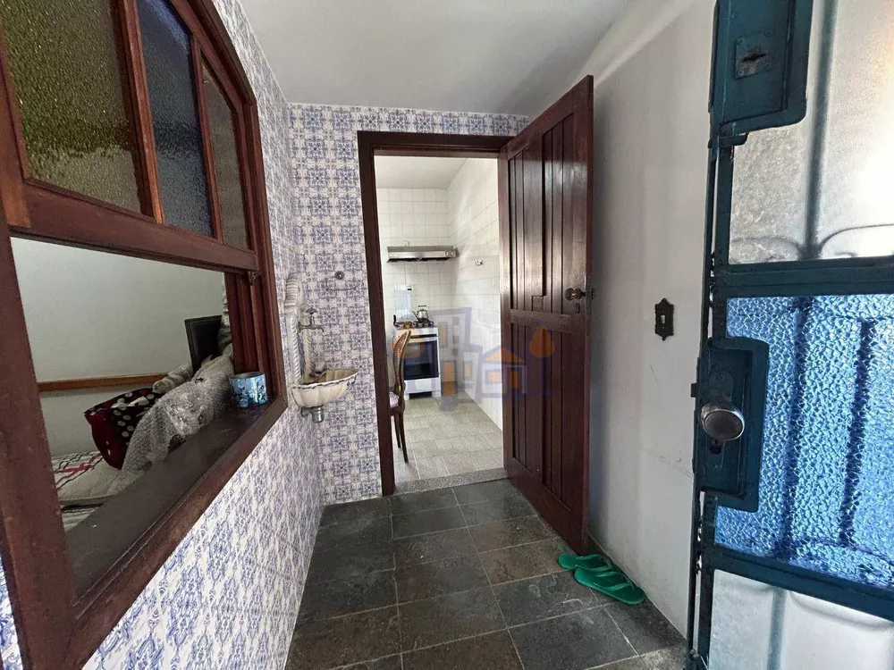 Casa, 3 quartos, 232 m² - Foto 3