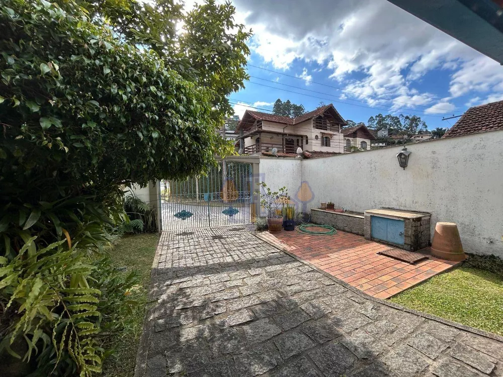 Casa, 3 quartos, 232 m² - Foto 25