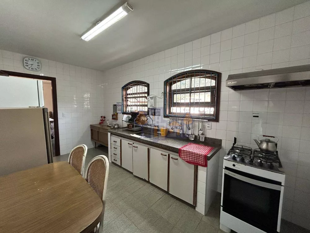 Casa, 3 quartos, 232 m² - Foto 17