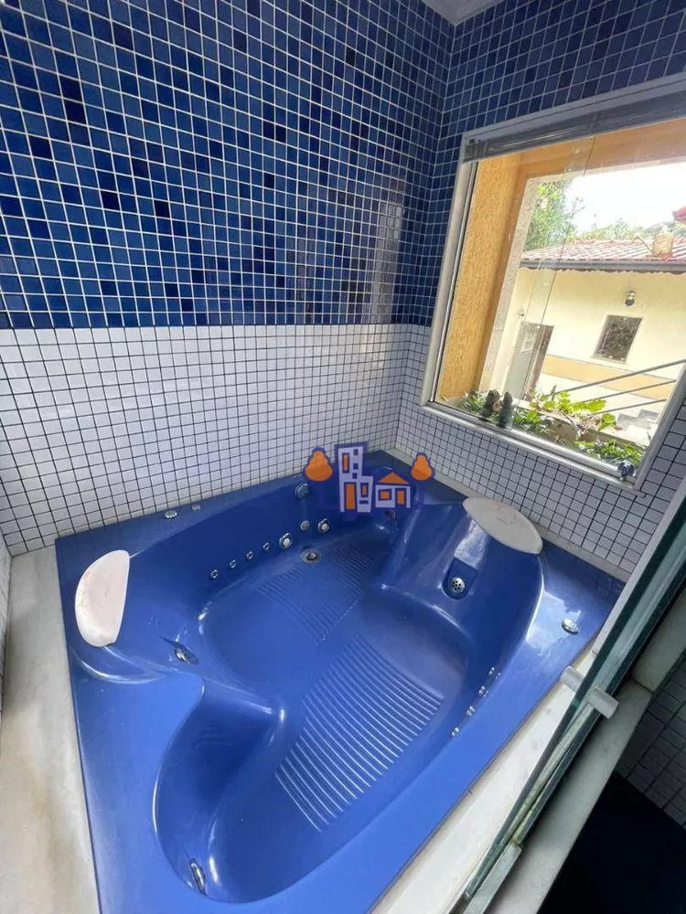 Casa, 4 quartos, 184 m² - Foto 1
