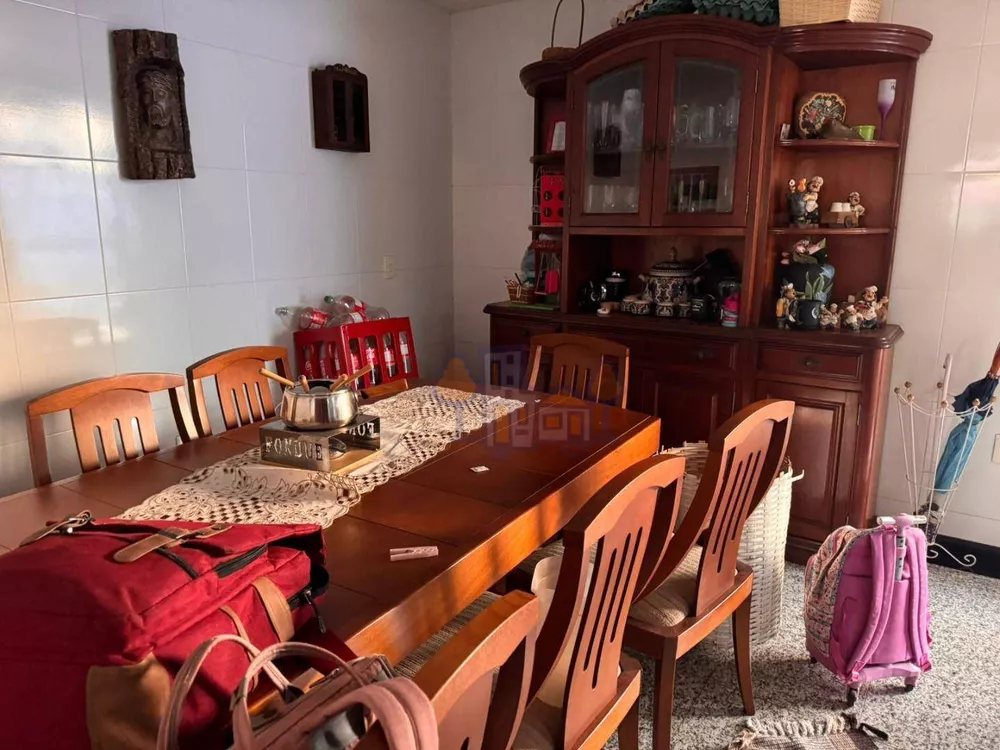 Casa, 4 quartos, 290 m² - Foto 4