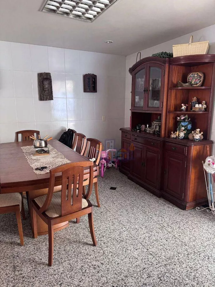 Casa, 4 quartos, 290 m² - Foto 8