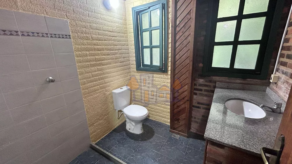 Casa, 4 quartos, 236 m² - Foto 9