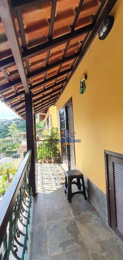 Casa à venda com 2 quartos, 82m² - Foto 11