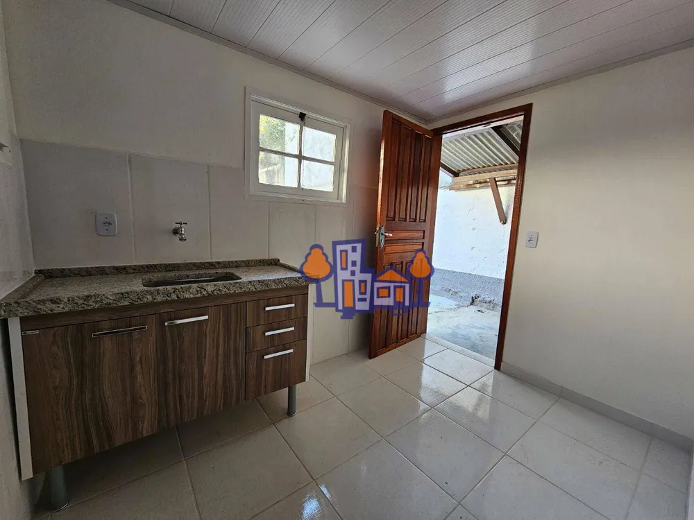 Casa, 2 quartos, 43 m² - Foto 4