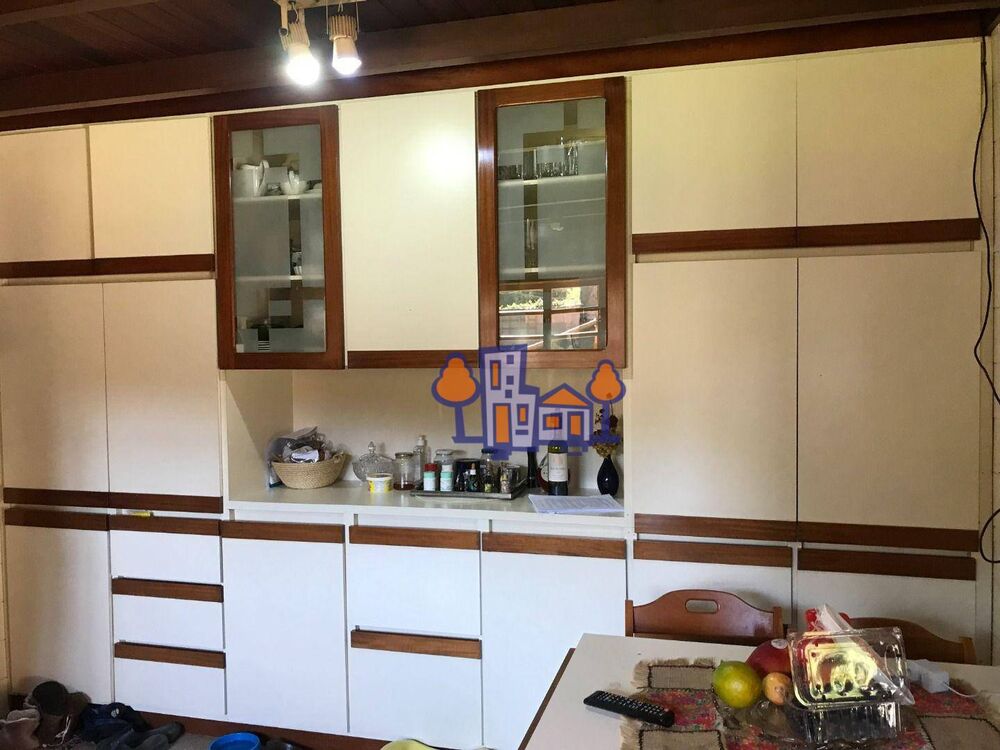 Casa à venda com 2 quartos, 184m² - Foto 3