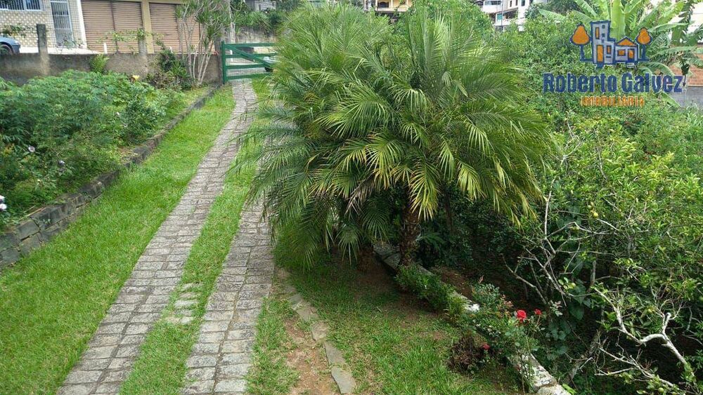 Casa à venda com 4 quartos, 380m² - Foto 4