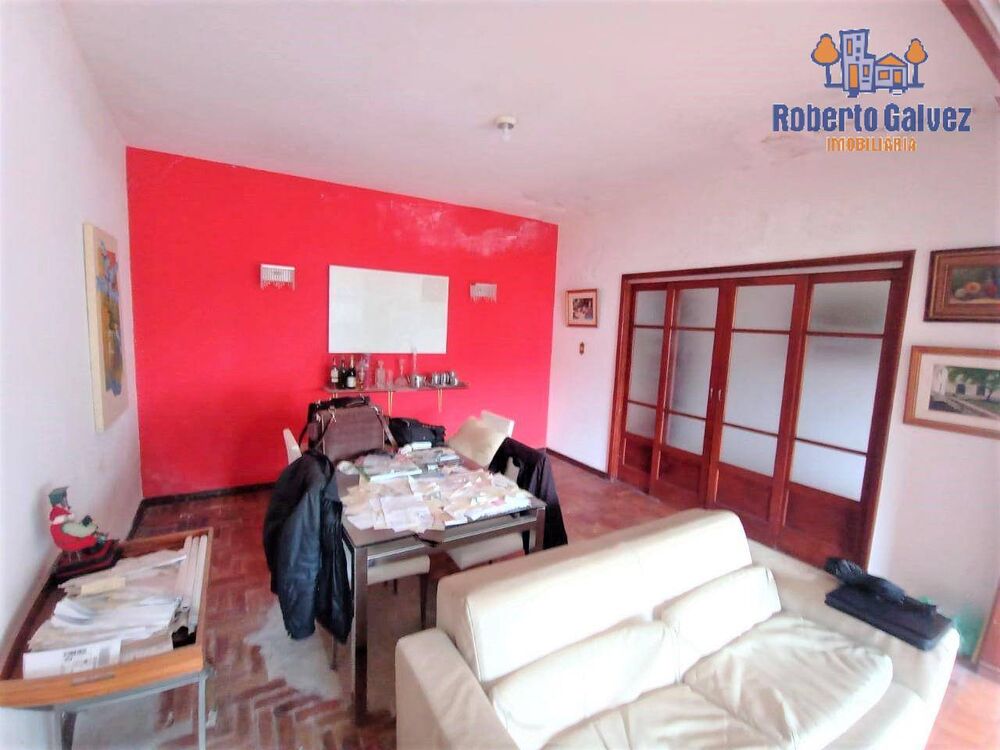 Casa à venda com 4 quartos, 191m² - Foto 4