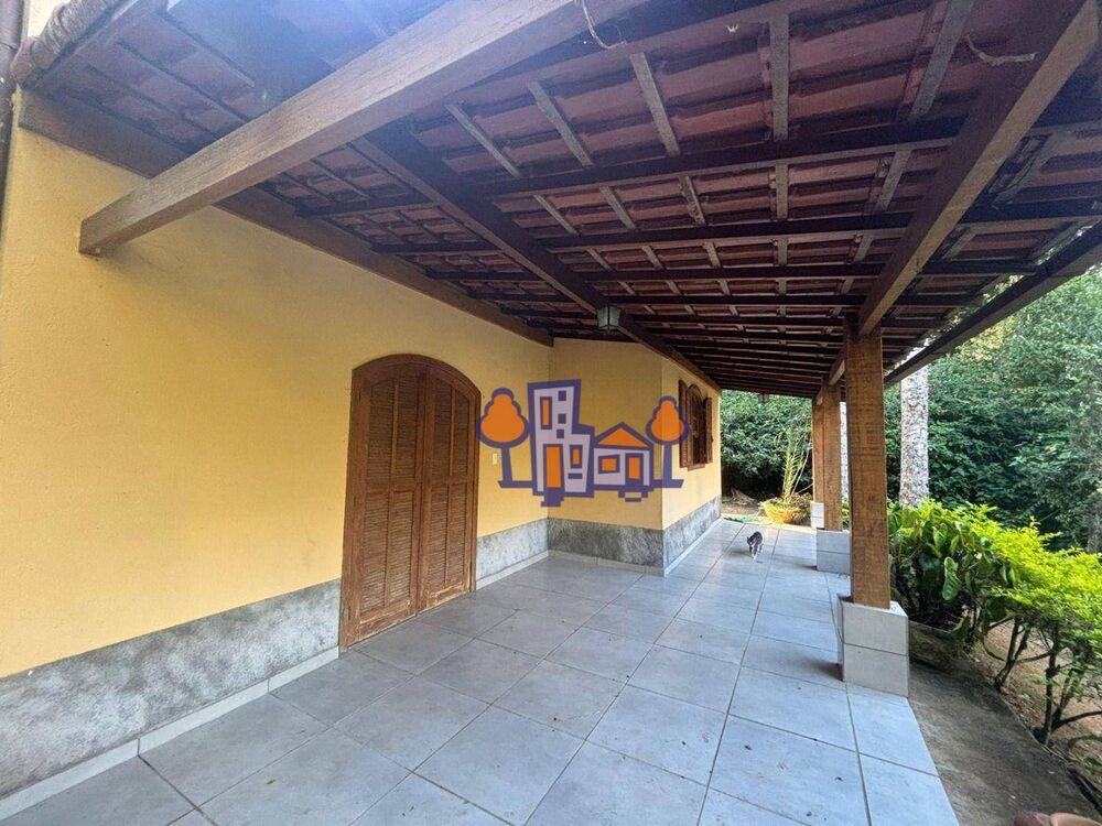 Chácara à venda com 4 quartos, 220m² - Foto 4