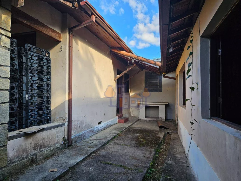 Casa, 3 quartos, 198 m² - Foto 2