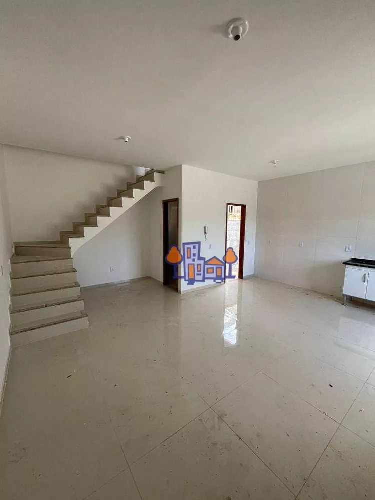 Casa, 2 quartos, 75 m² - Foto 1