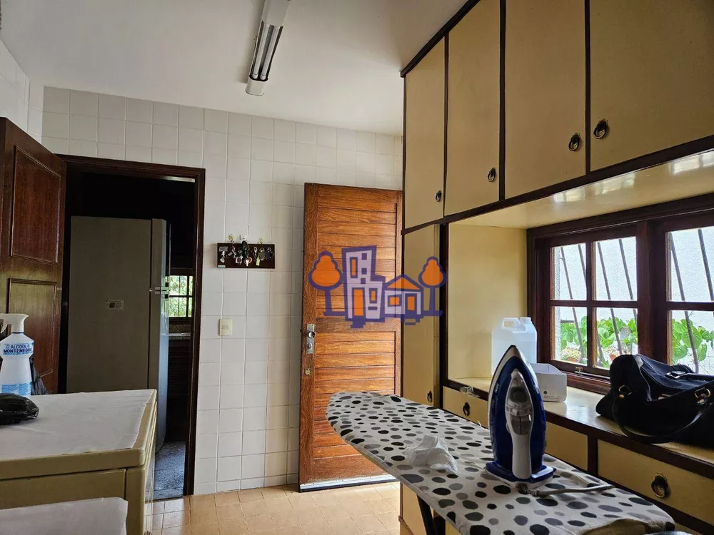 Casa, 4 quartos, 300 m² - Foto 24