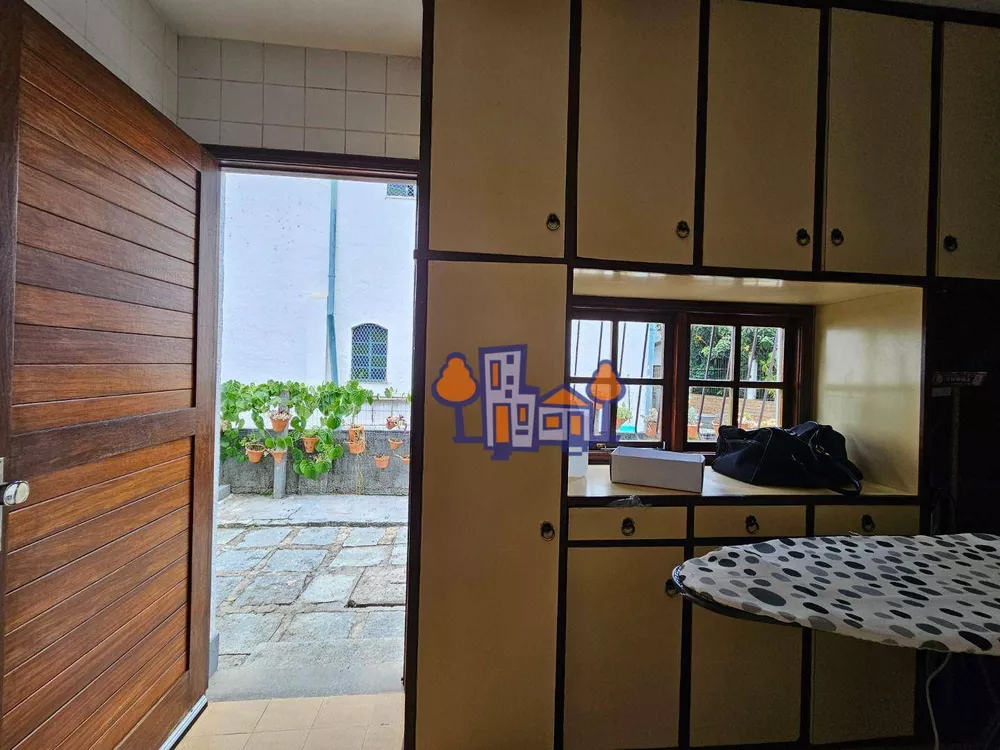 Casa, 4 quartos, 300 m² - Foto 29