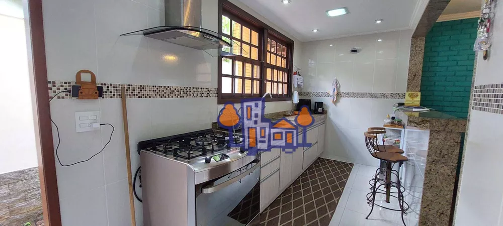 Casa, 3 quartos, 211 m² - Foto 6
