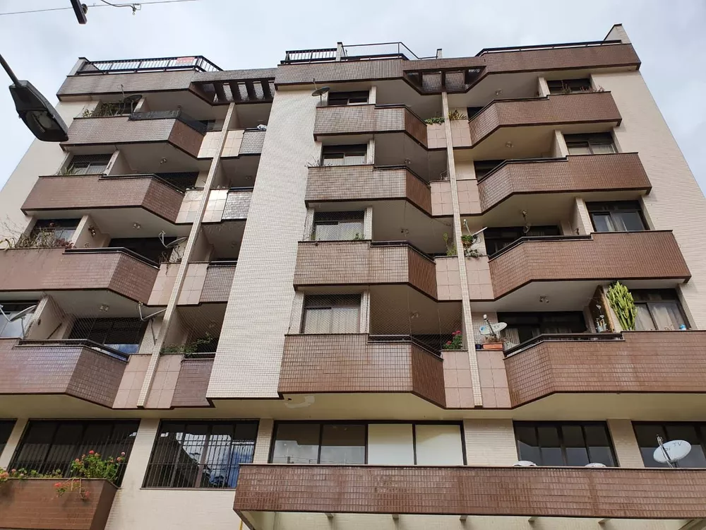 Cobertura à venda com 4 quartos, 353m² - Foto 1