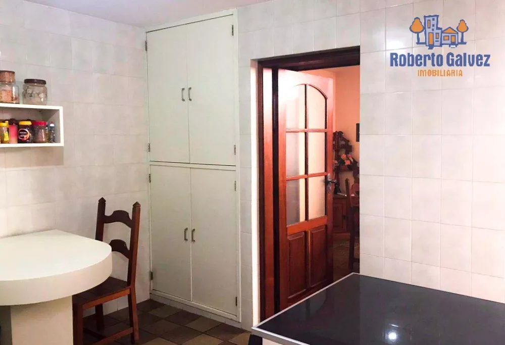 Casa, 3 quartos, 262 m² - Foto 14